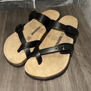 Cushionaire Luna sandals women’s size 9W (wide)